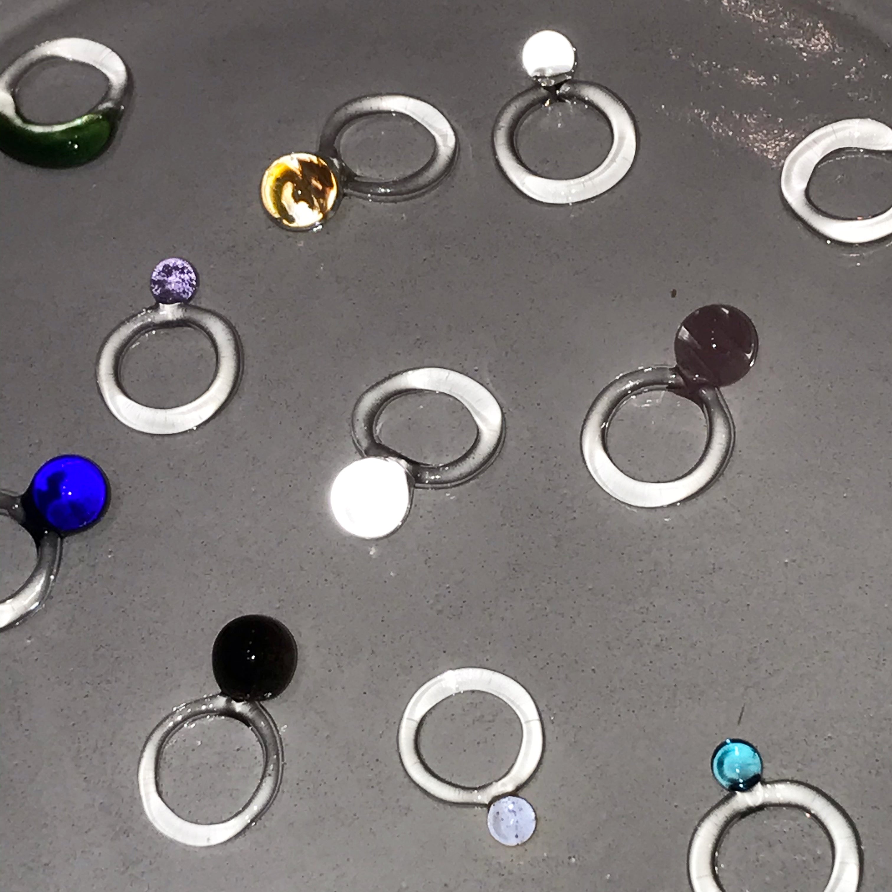 JANE D'ARENSBOURG MEDIUM OVAL ネックレス JANE D\u0027ARENSBOURG STERLING CIRCLE OVAL - CLEAR GLASS | Garmentory