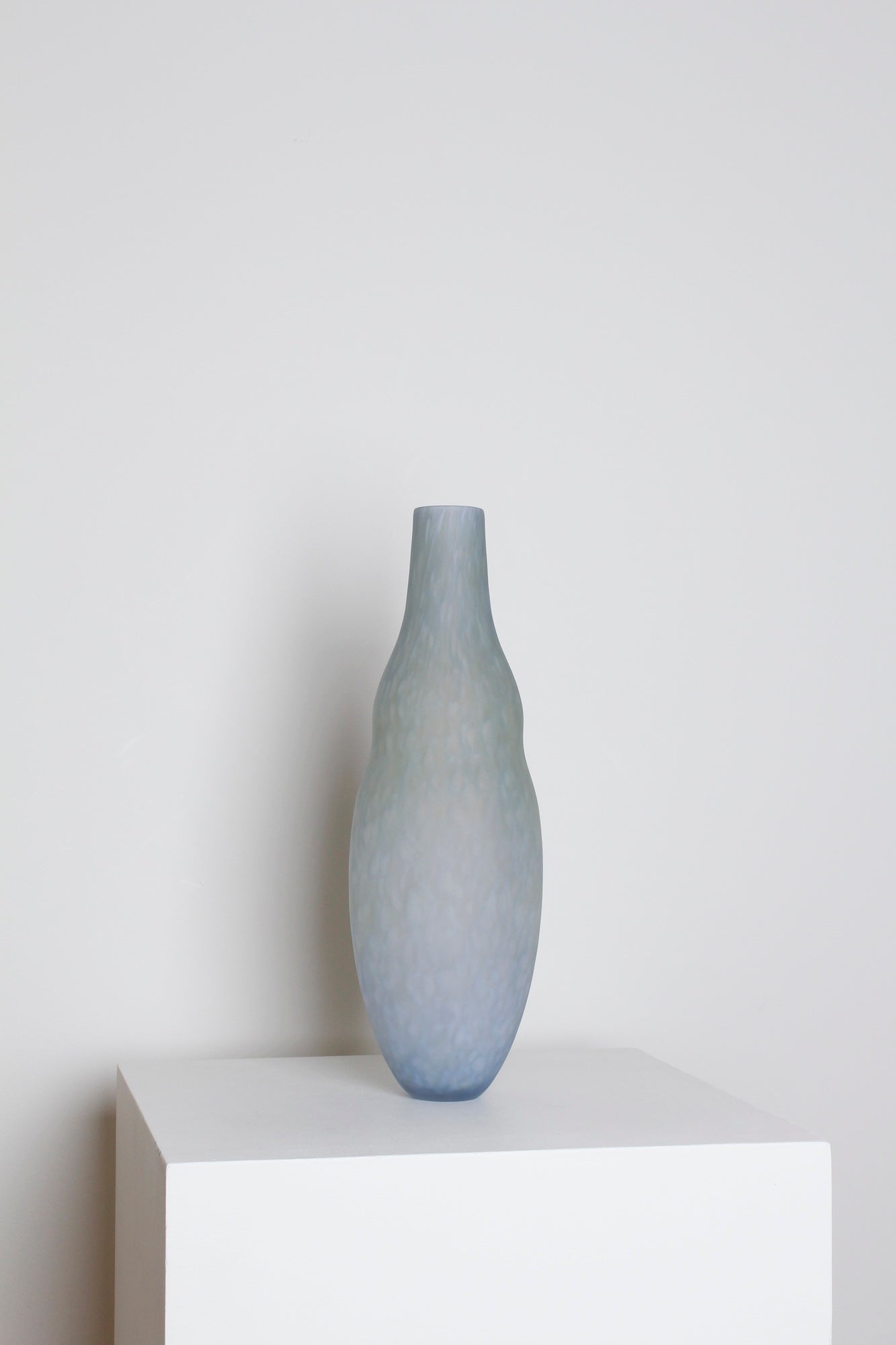 No. 736 | Marin Vase