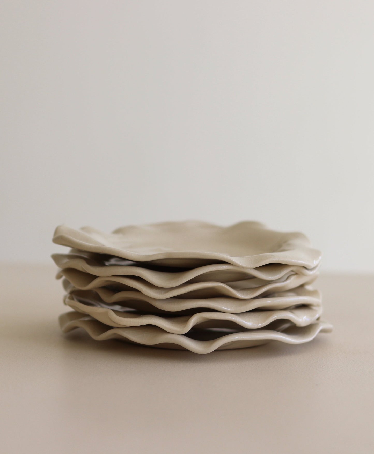 STAY NO. 1 | Oyster Dessert Plates