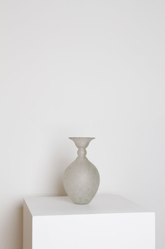 No. 773 | Romaine Vase