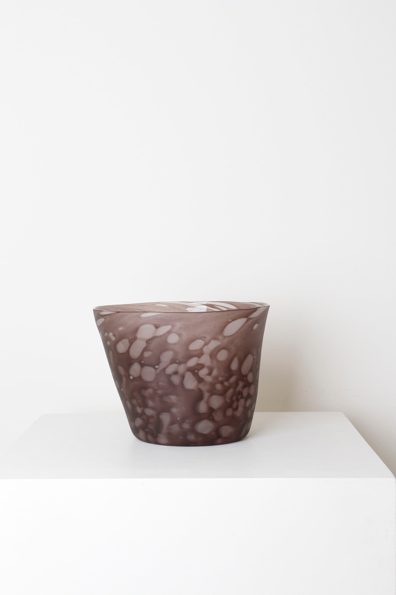 No. 829 | Large Bulle Vase