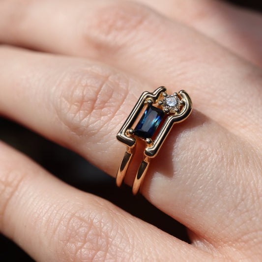 Moni Ring | Blue Sapphire + White Diamond