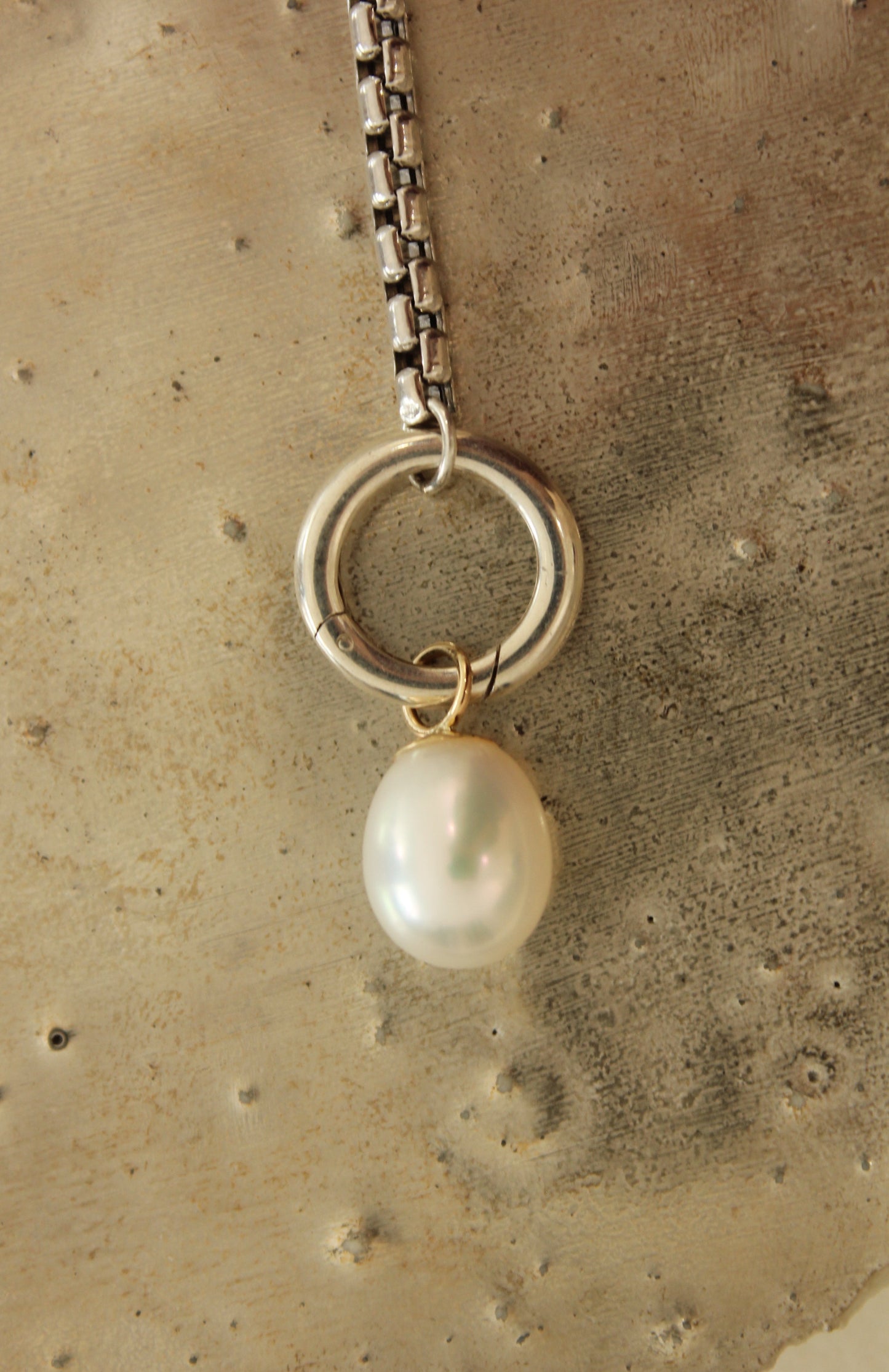 Baroque Pearl Pendant
