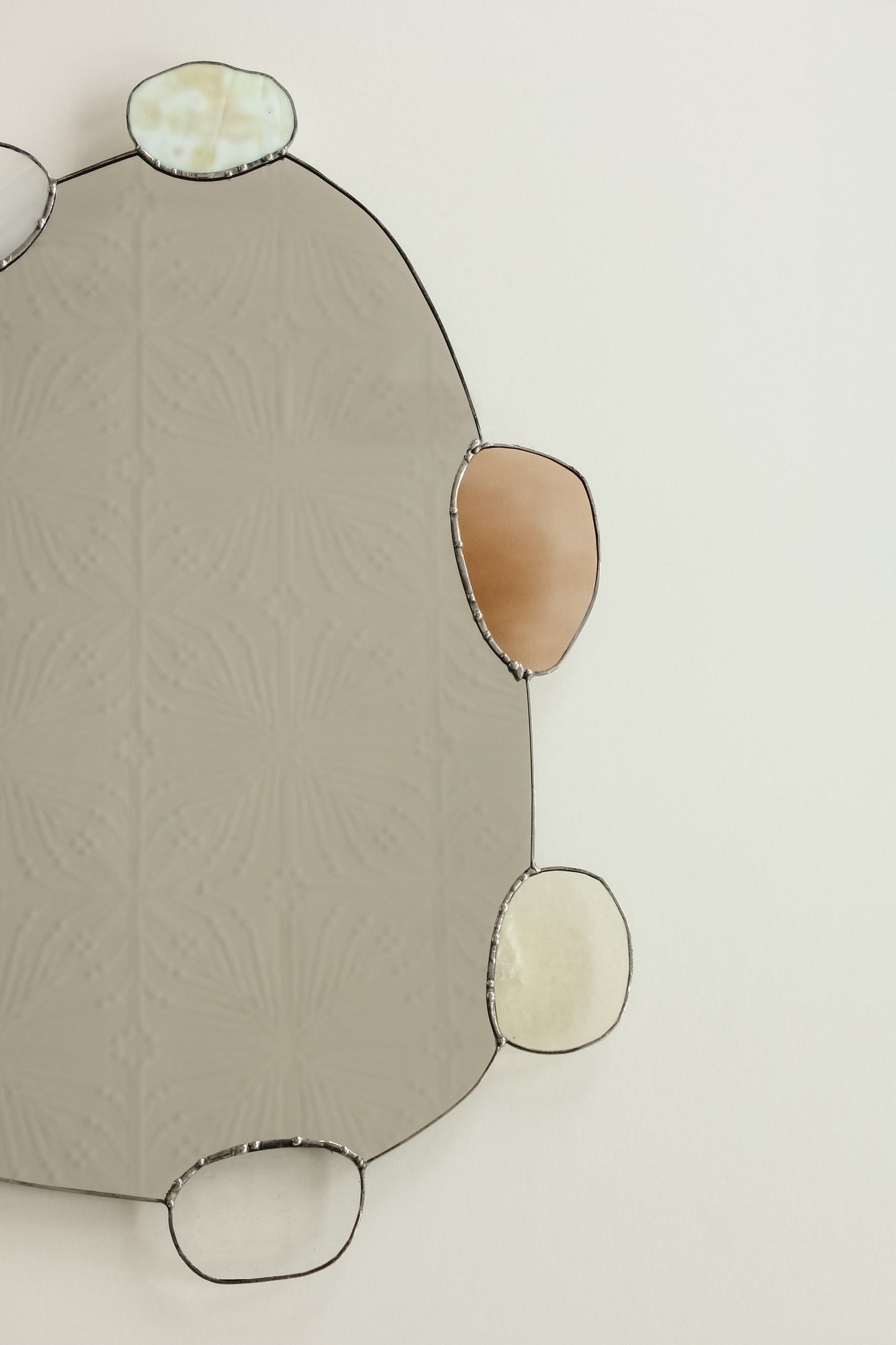 Large Pebble Mirror | NO. 026