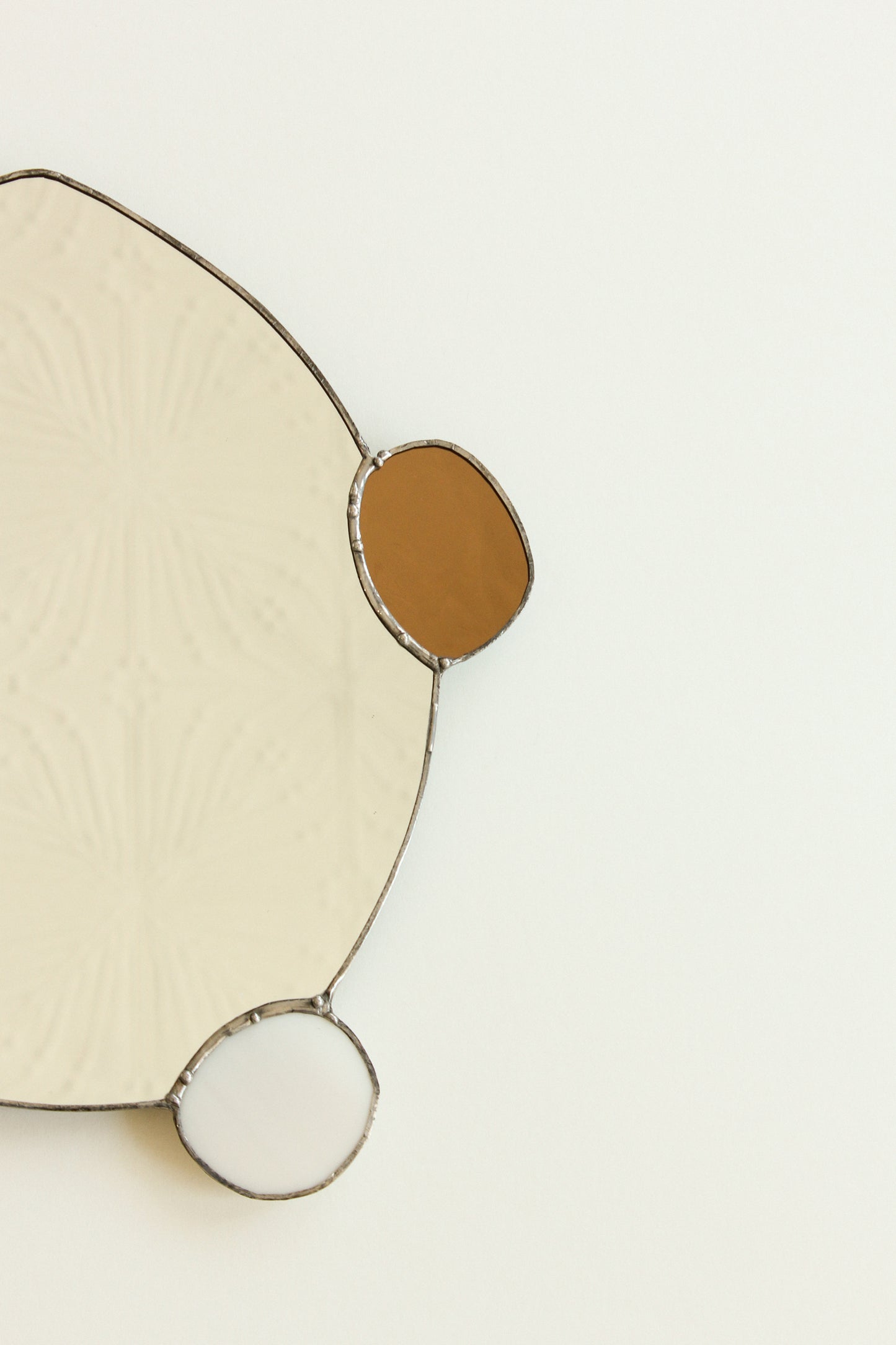 Small Pebble Mirror | NO. 039