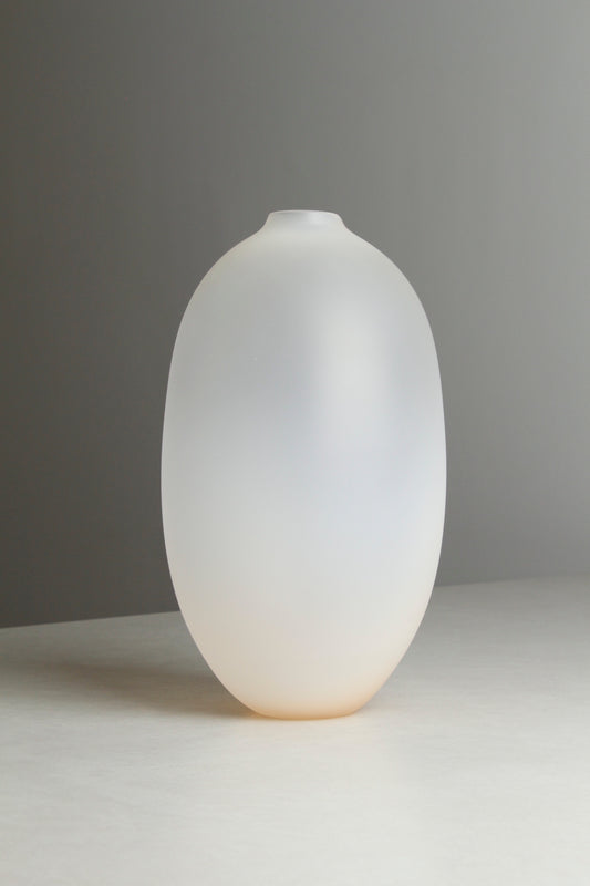 No. 635 | Ellipse Vase