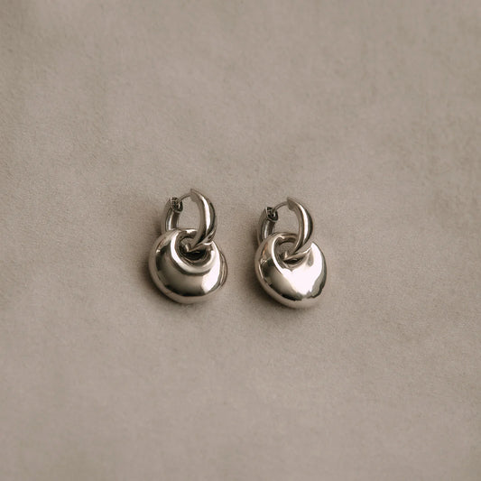 Rheite Earrings