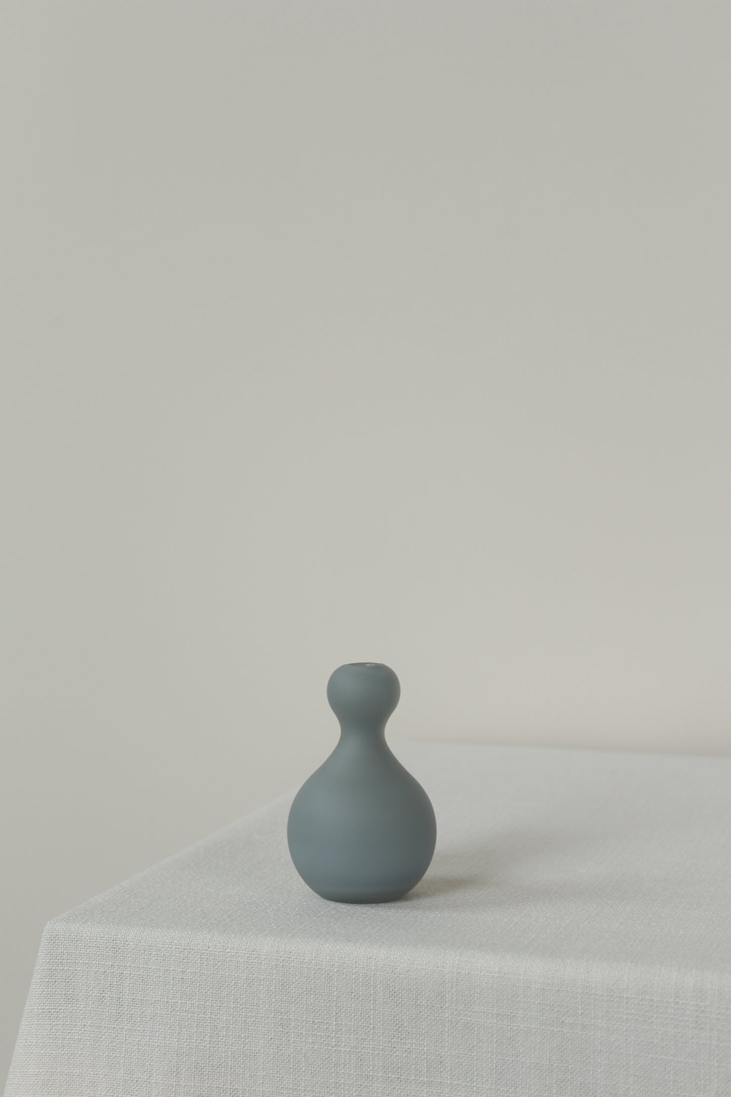 No. 1077 | Ciel Bud Vase