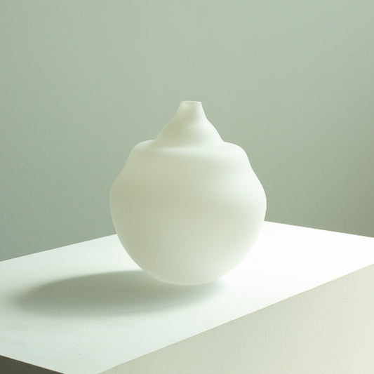 Meringue Vase